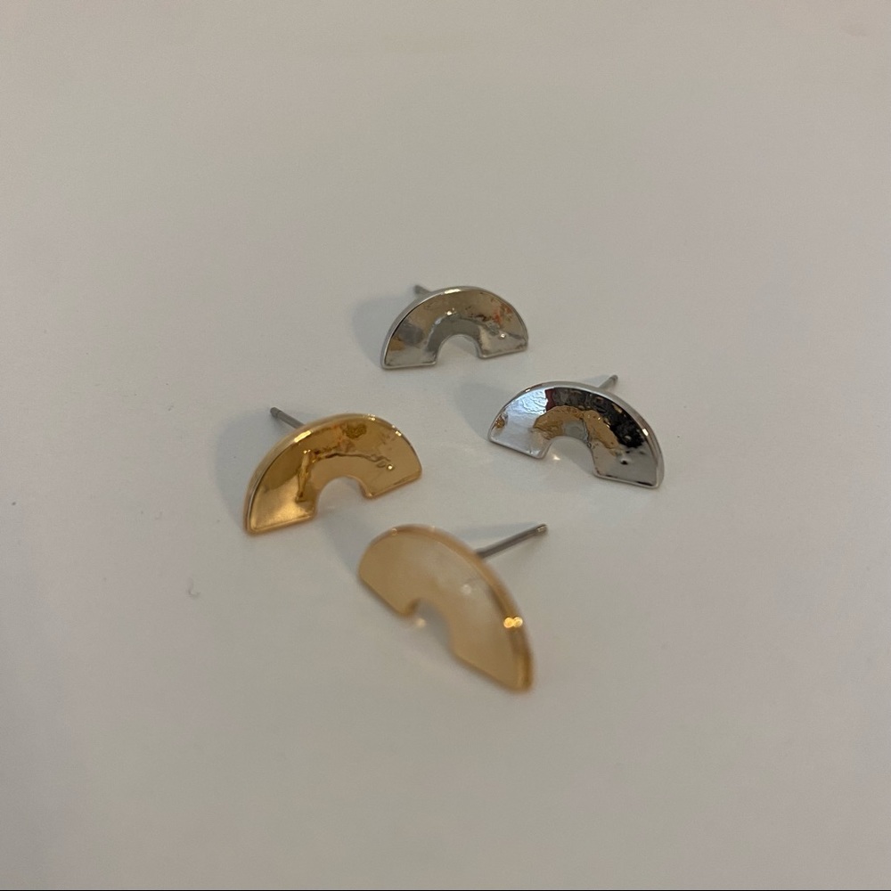 Minimalistic Stud Earrings - Picture 10 of 12
